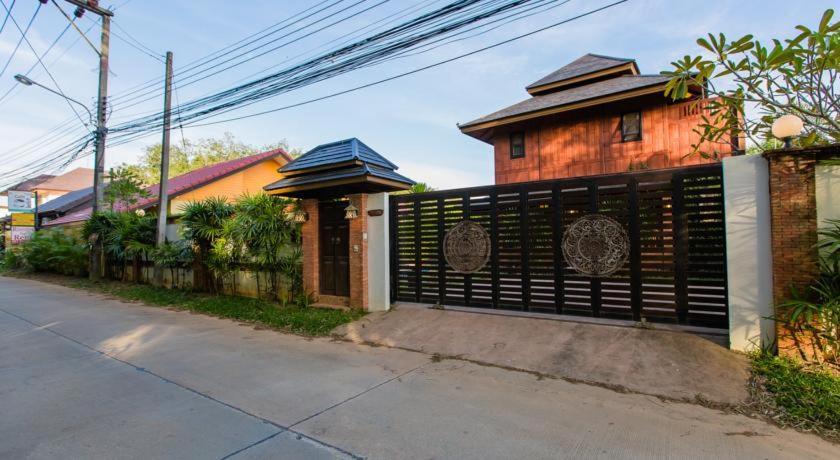 Lemon Tree Naturist Resort Naiharn Beach Phuket Екстериор снимка