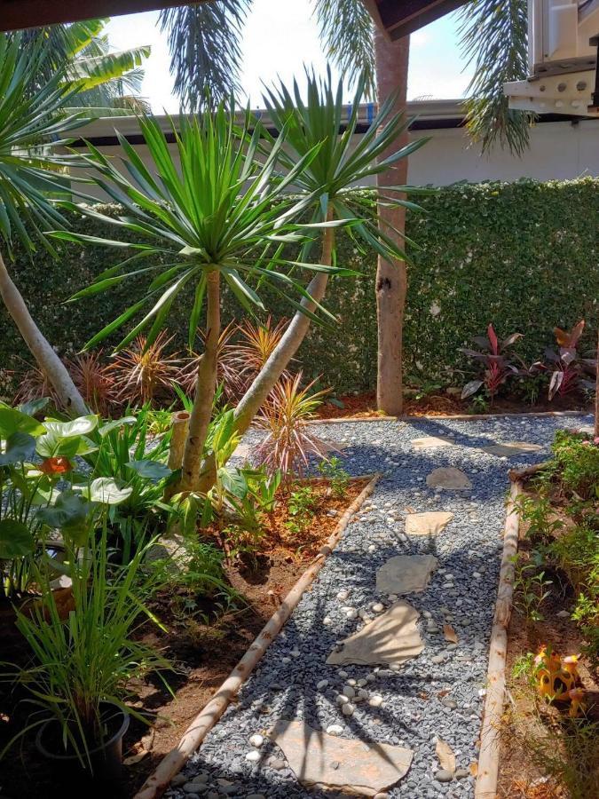 Lemon Tree Naturist Resort Naiharn Beach Phuket Екстериор снимка
