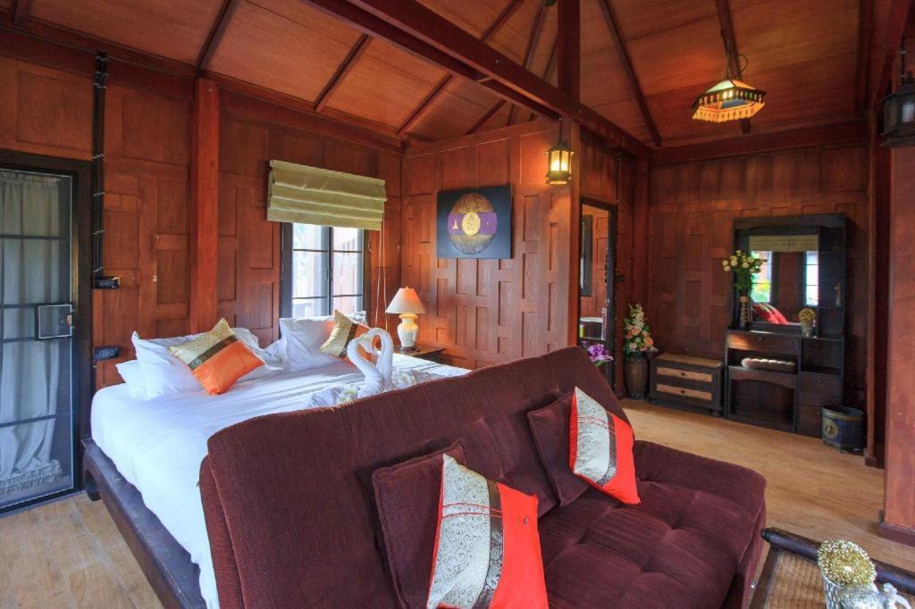 Lemon Tree Naturist Resort Naiharn Beach Phuket Екстериор снимка